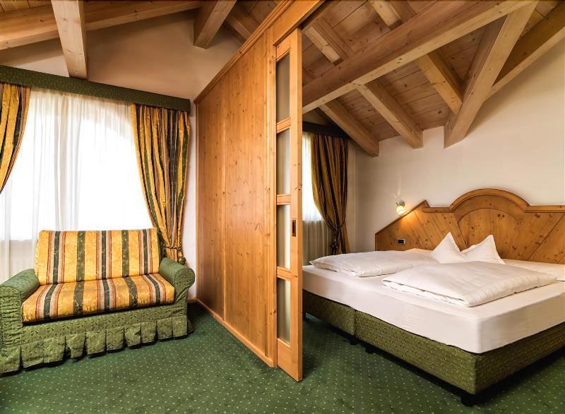 Leading Relax Hotel Maria Moena Luaran gambar