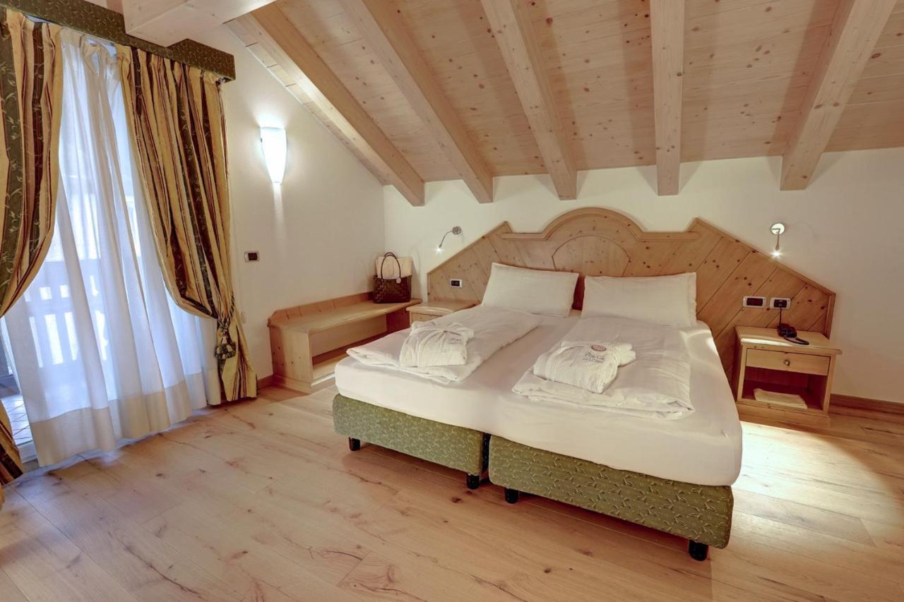 Leading Relax Hotel Maria Moena Luaran gambar