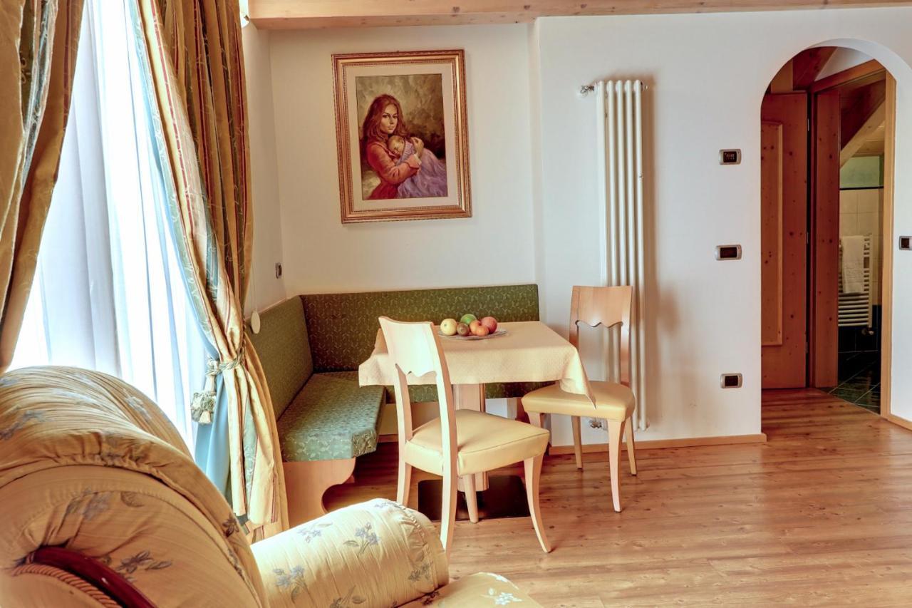 Leading Relax Hotel Maria Moena Luaran gambar