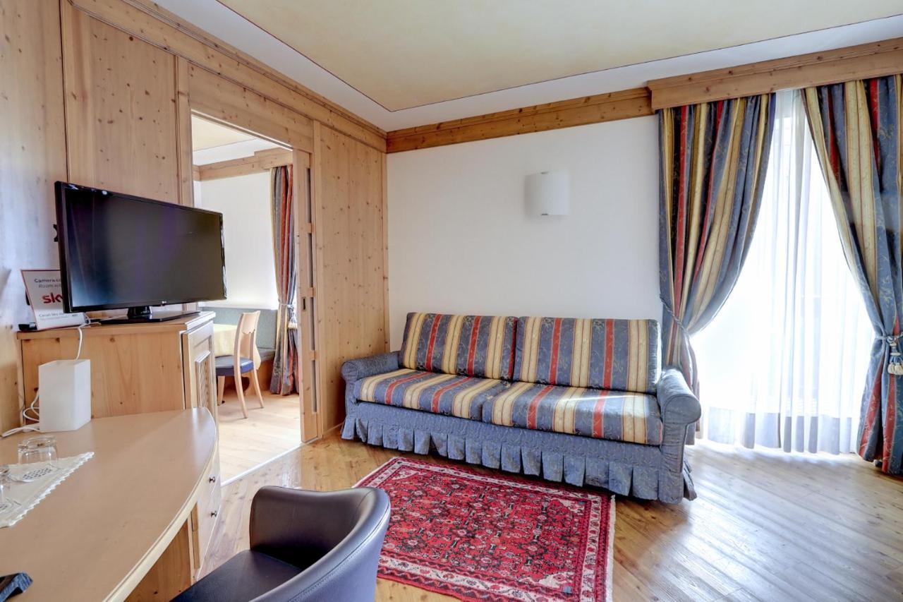 Leading Relax Hotel Maria Moena Luaran gambar