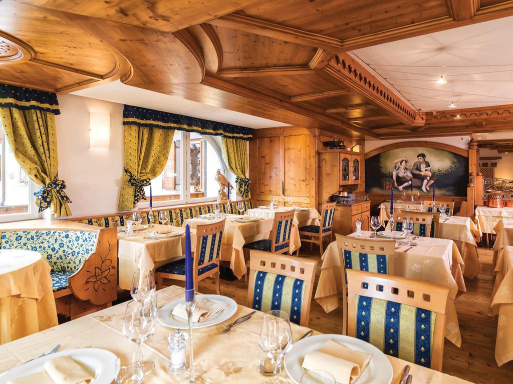 Leading Relax Hotel Maria Moena Luaran gambar